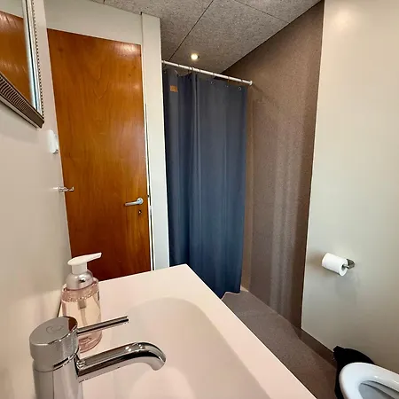 Charming Townhouse In Σπίτι διακοπών *